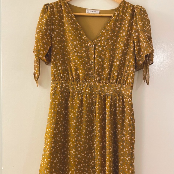 Mustard tie sleeve button front dress from Piper & Scoot size XS - Picture 1 of 4